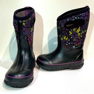 Bogs Little Kid Size 12 Insulated Winter Boots